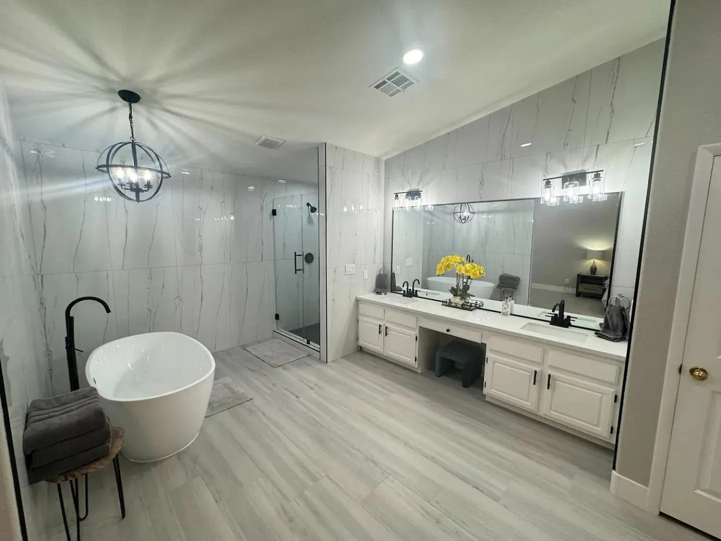 Delightful 4 Bedroom House With Pool! Las Vegas 0*,
